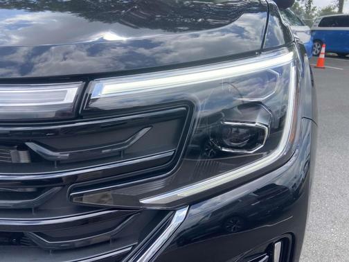 2026 Volkswagen Atlas 2.0T SEL Premium R-Line 4MOTION