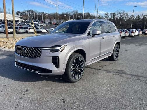 2026 Volvo XC90 B5 Plus 7-Seater