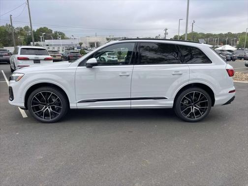 2025 Audi Q7 55 Premium Plus