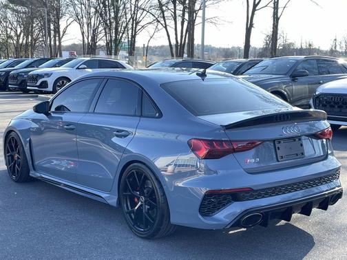 2023 Audi RS 3 TFSI quattro S tronic