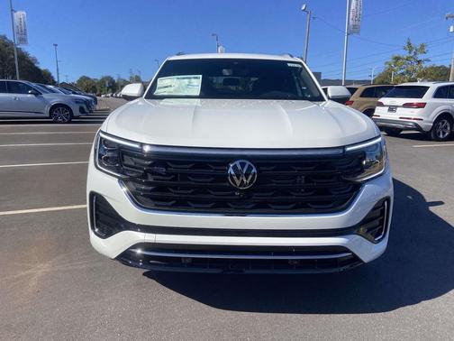 2026 Volkswagen Atlas Cross Sport 2.0T SEL Premium