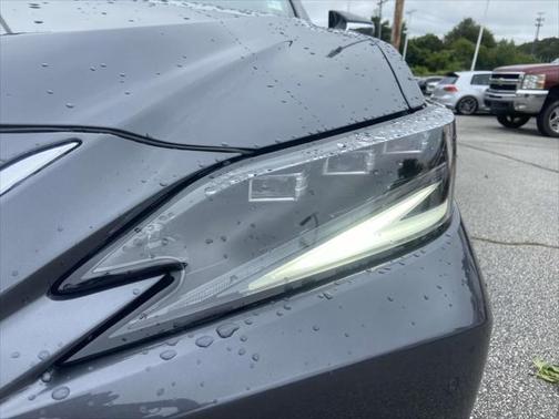 2024 Lexus ES 350 Ultra Luxury