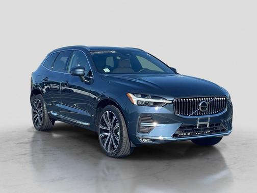 Denim Blue Metallic 2023 Volvo XC60 B6 Ultimate Bright Theme