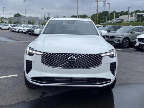 2025 Volvo XC90 Plug-In Hybrid T8 Plus 7-Seater