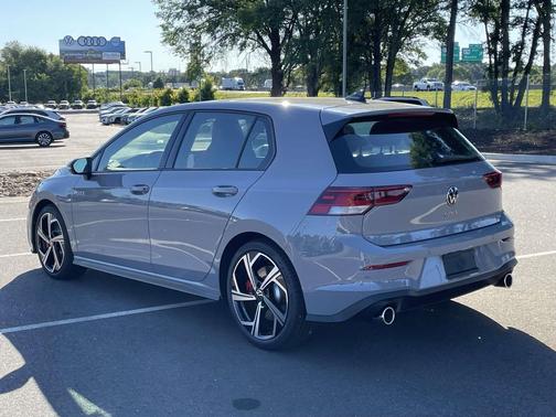 moonstone gray 2026 Volkswagen Golf GTI 2.0T SE DSG