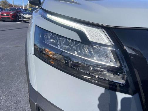 2023 Nissan Pathfinder Rock Creek 4WD