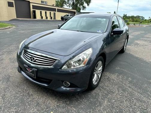 2013 INFINITI G37x Base