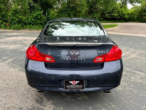2013 INFINITI G37x Base