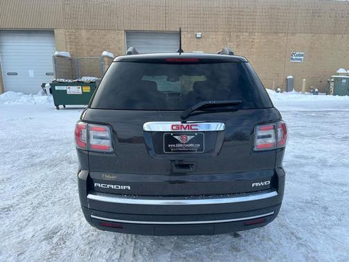 2016 GMC Acadia SLE-2