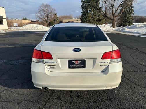2011 Subaru Legacy Premium