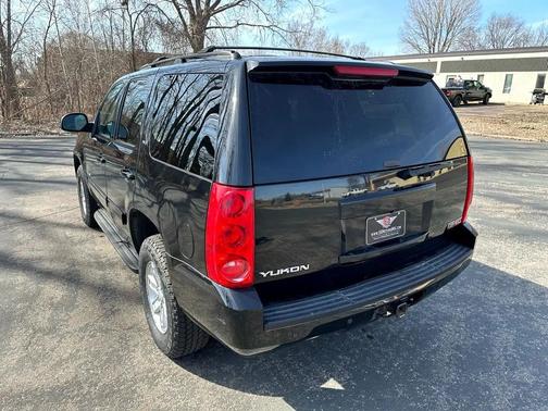 2011 GMC Yukon SLT