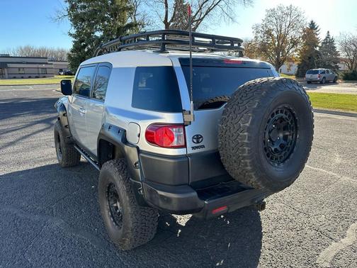 2007 Toyota FJ Cruiser Base