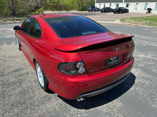 2006 Pontiac GTO Coupe