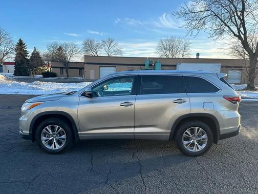 2014 Toyota Highlander XLE