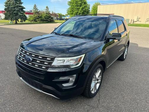 Shadow Black 2017 Ford Explorer XLT