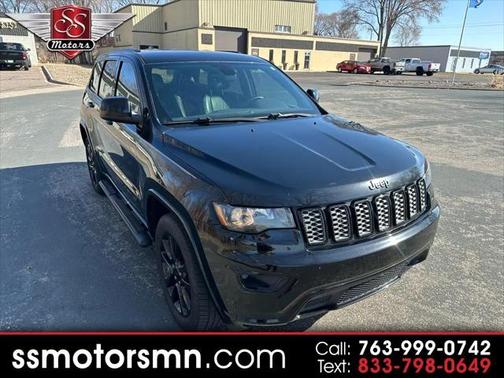 2018 Jeep Grand Cherokee Altitude