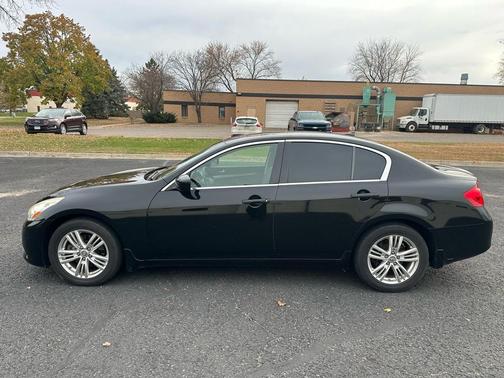 2012 INFINITI G37x Base