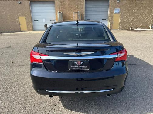 2012 Chrysler 200 Limited
