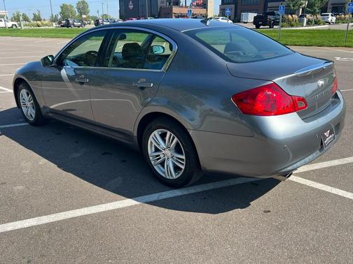 2013 INFINITI G37x Base