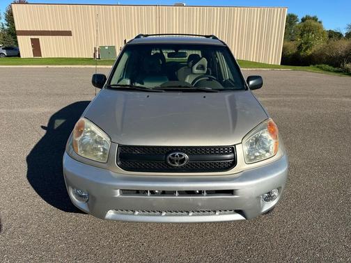 2004 Toyota RAV4 Base