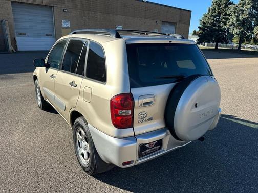 2004 Toyota RAV4 Base