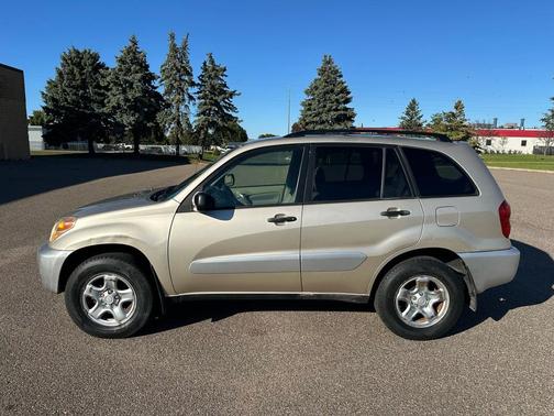 2004 Toyota RAV4 Base