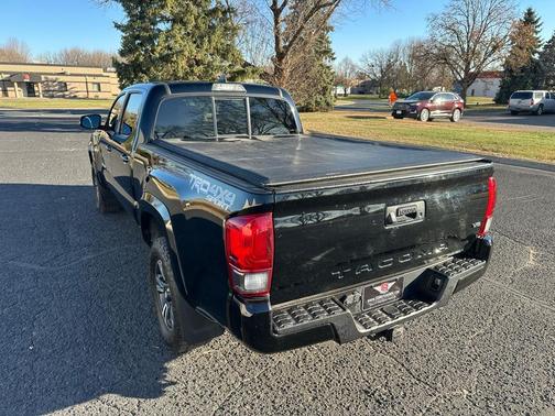 2016 Toyota Tacoma TRD Sport