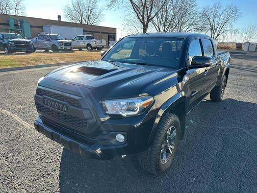 2016 Toyota Tacoma TRD Sport