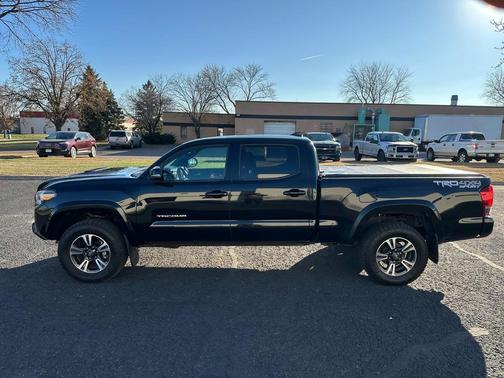 2016 Toyota Tacoma TRD Sport