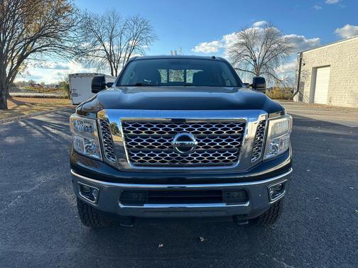 2019 Nissan Titan XD SV