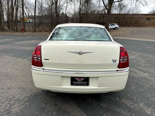 2006 Chrysler 300C Base