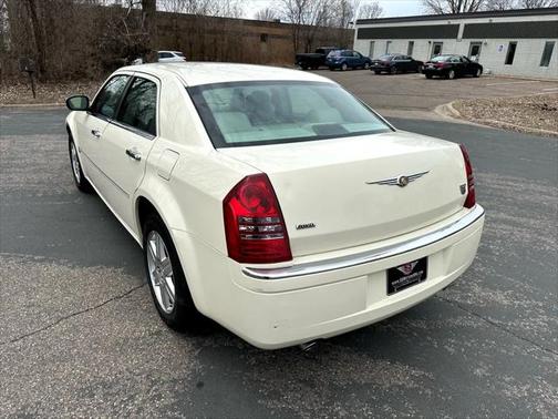 2006 Chrysler 300C Base
