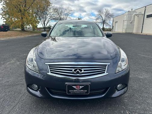 2011 INFINITI G37x Base