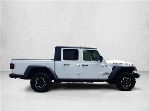 Bright White Clearcoat 2022 Jeep Gladiator Rubicon