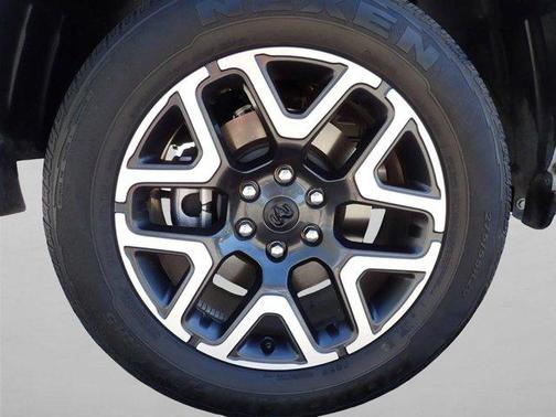 Bright White Clearcoat 2025 RAM 1500 Laramie