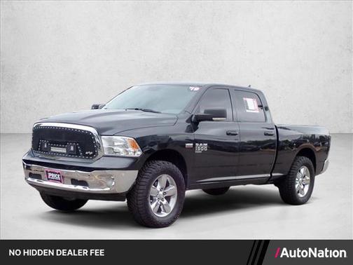 Brilliant Black Crystal Pearlcoat 2019 RAM 1500 Big Horn