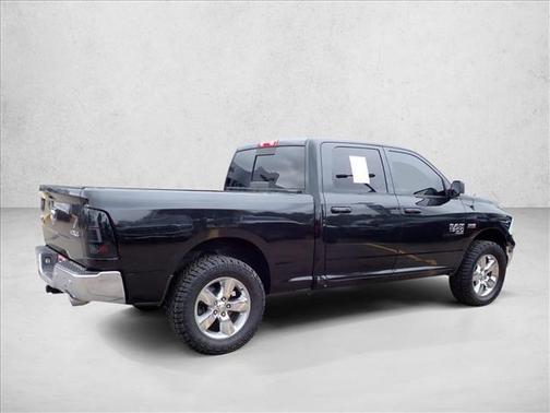 Brilliant Black Crystal Pearlcoat 2019 RAM 1500 Big Horn