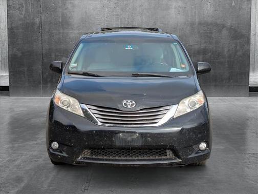 2015 Toyota Sienna XLE Premium