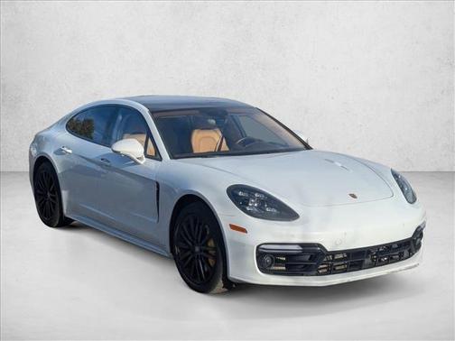 2018 Porsche Panamera Turbo