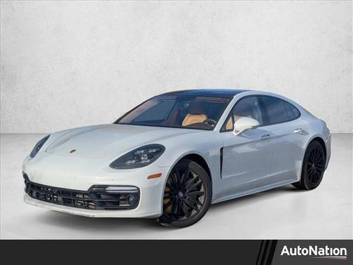 2018 Porsche Panamera Turbo