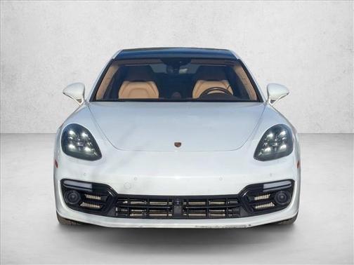 2018 Porsche Panamera Turbo