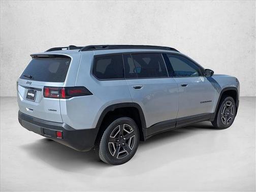 2026 Jeep Cherokee Laredo 4x4