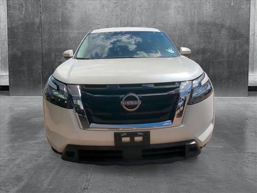 2024 Nissan Pathfinder SV 4WD