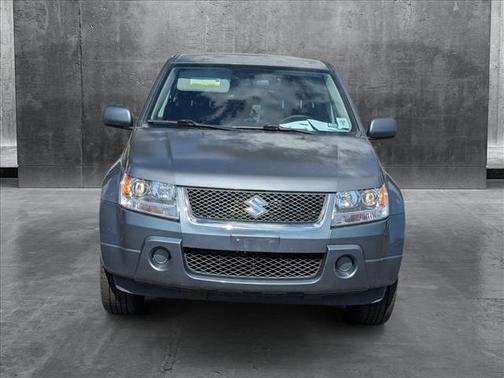 2008 Suzuki Grand Vitara w/Spare & Cargo Covers