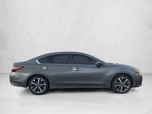 2017 Nissan Altima 3.5 SR