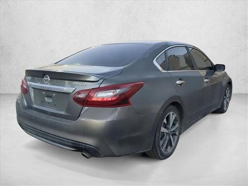 2017 Nissan Altima 3.5 SR