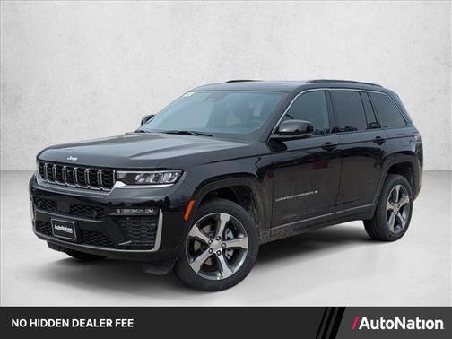 Diamond Black Crystal Pearlcoat 2026 Jeep Grand Cherokee Limited