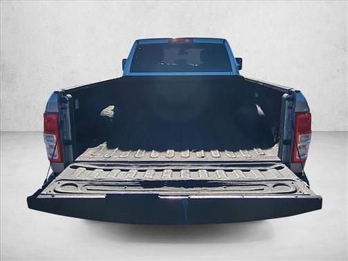 2023 RAM 2500 Big Horn Crew Cab 4x4 8' Box