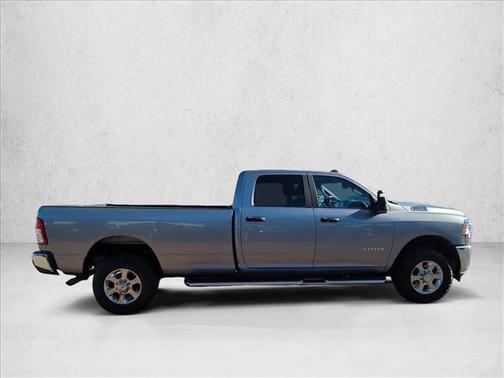 2023 RAM 2500 Big Horn Crew Cab 4x4 8' Box