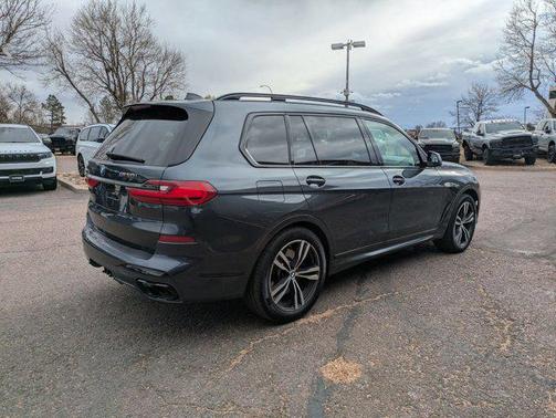 2020 BMW X7 M50i